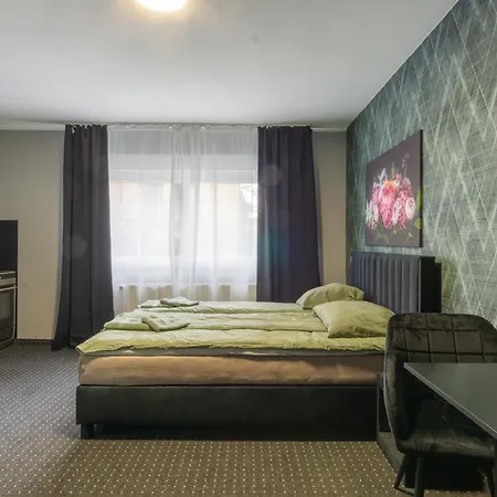 Bed & Breakfast 33