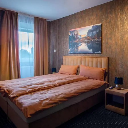 33 Bed & Breakfast 3*